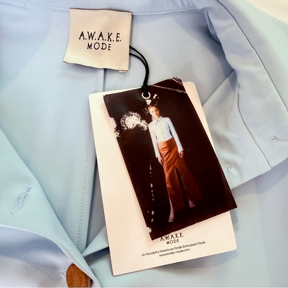 NWT A.W.A.K.E. MODE Pre-Spring 2020 Light Blue Raw Edge Fitted Blouse 42 - Picture 5 of 13